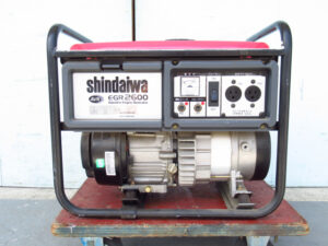 shindaiwa 新ダイワ工業 エンジン発電機 EGR2600-SA 不動品 ジャンク 一部塗装あり 50hz